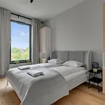 Blue Mandarin Riverside Premium Sauna & Gym