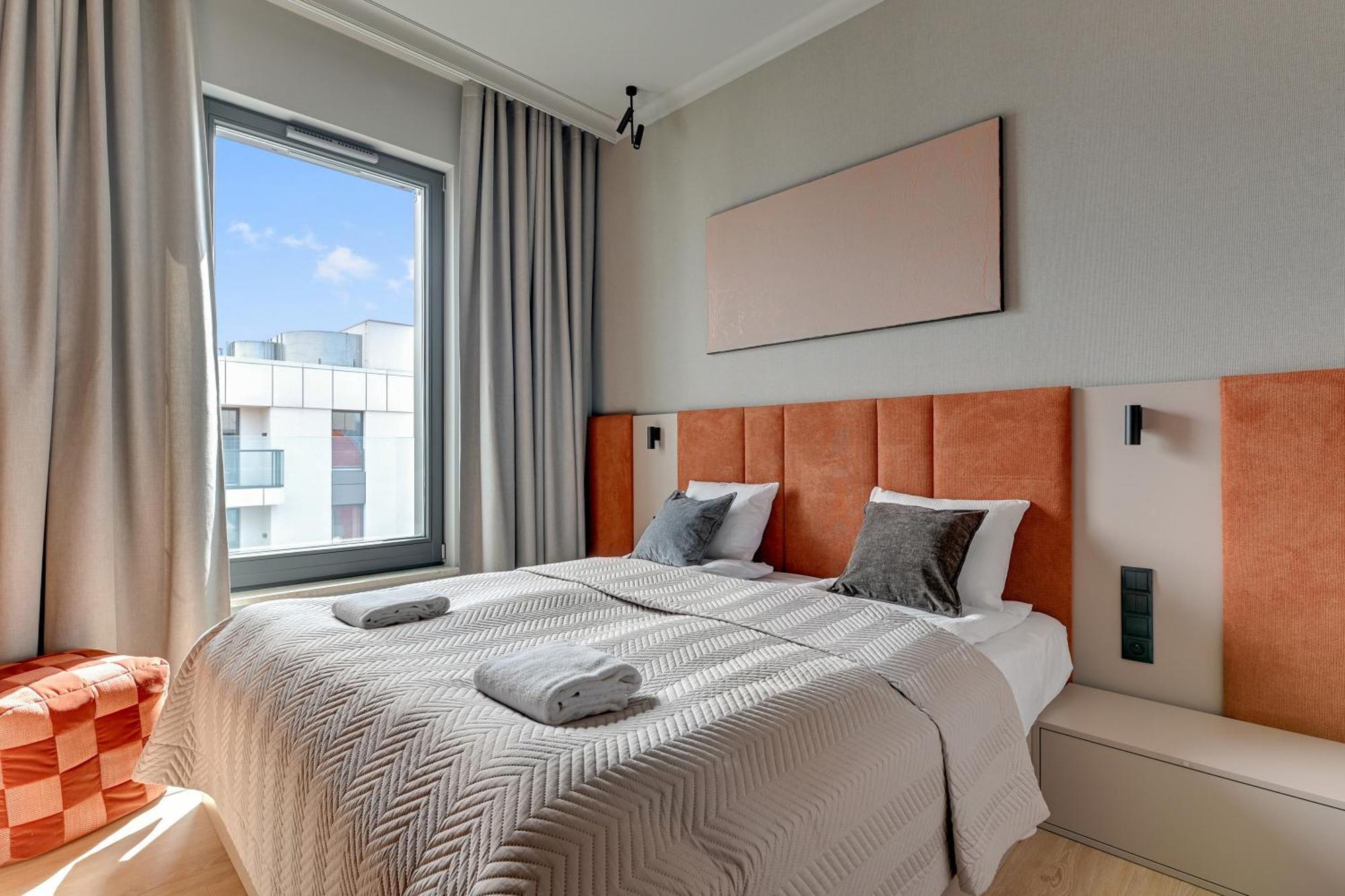 Blue Mandarin Riverside Premium Sauna & Gym Apartment